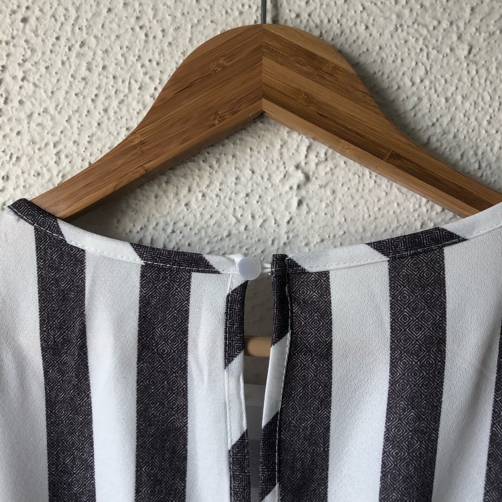 Gray & White Striped Long Pants Jumper Small - Picture 8 of 8